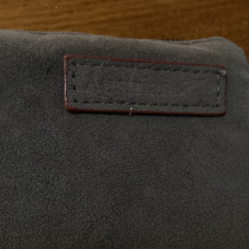 Three Wallets - Picture 6 of 9